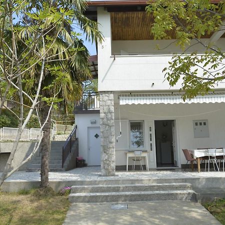 Apartmani Gaj Malinska Ngoại thất bức ảnh