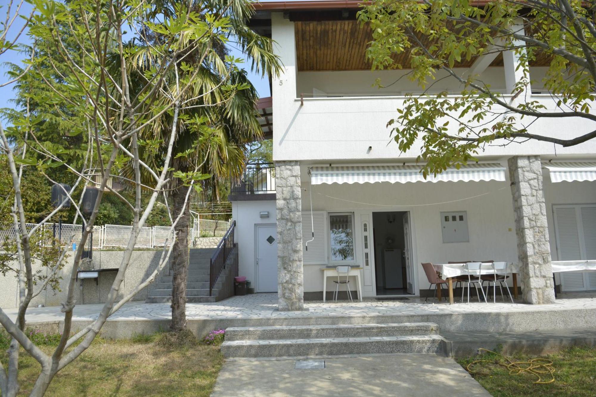 Apartmani Gaj Malinska Ngoại thất bức ảnh