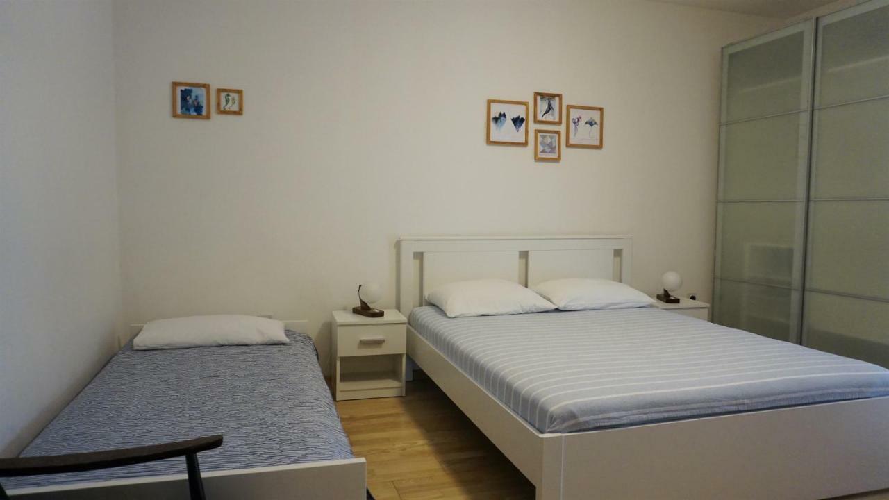 Apartmani Gaj Malinska Ngoại thất bức ảnh